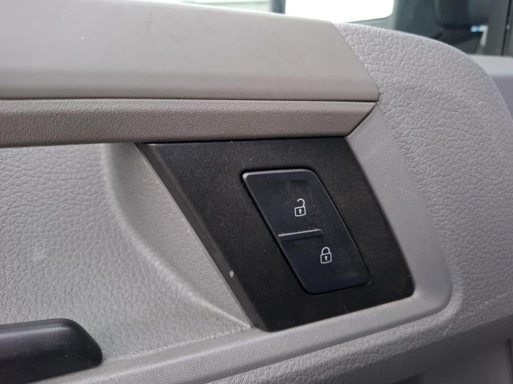 Volkswagen Crafter 35 2.0 tdi l4 trendline oprijwagen / ambulance / trailer