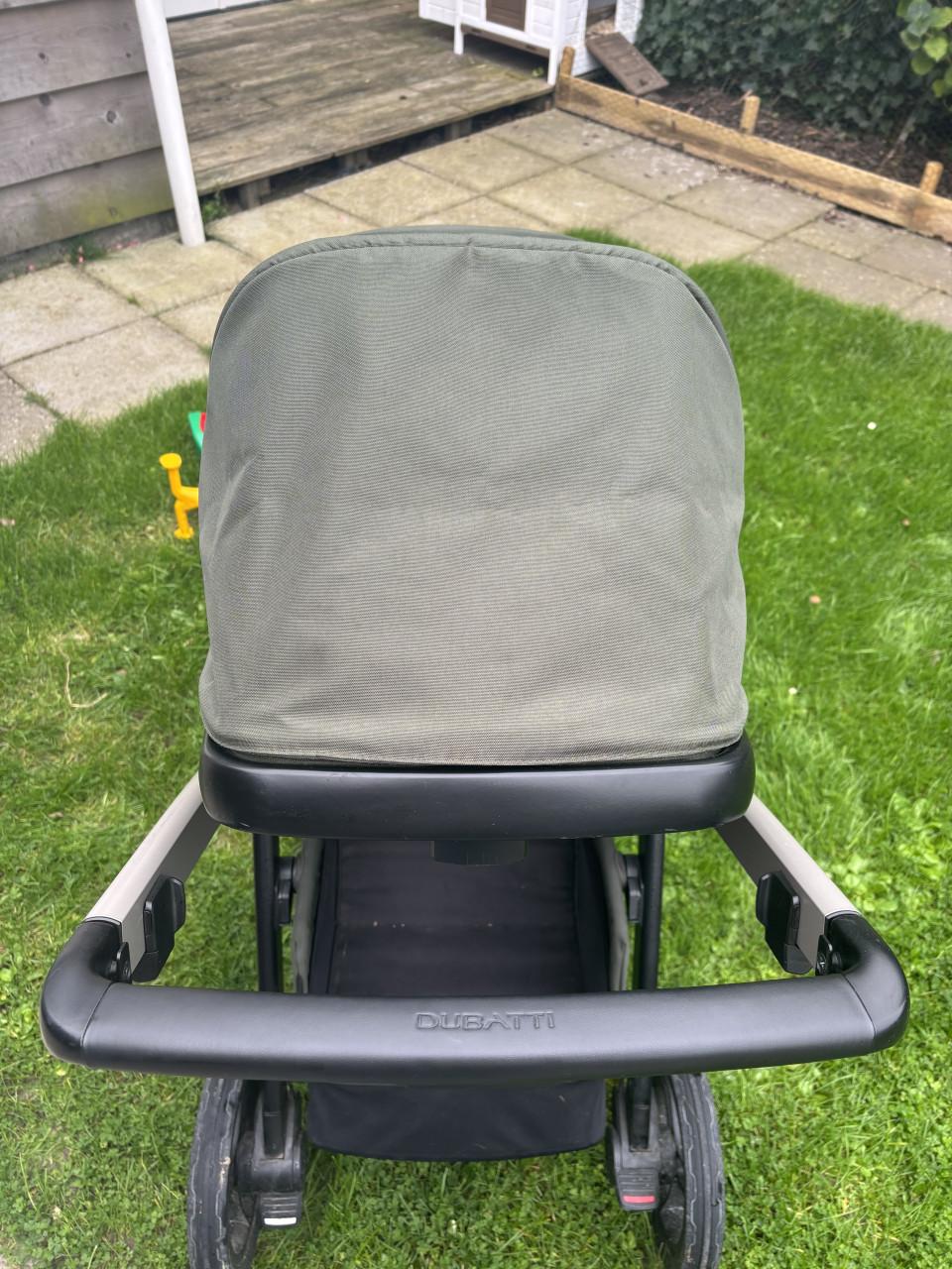 Dubatti Two kinderwagen nieuwstaat