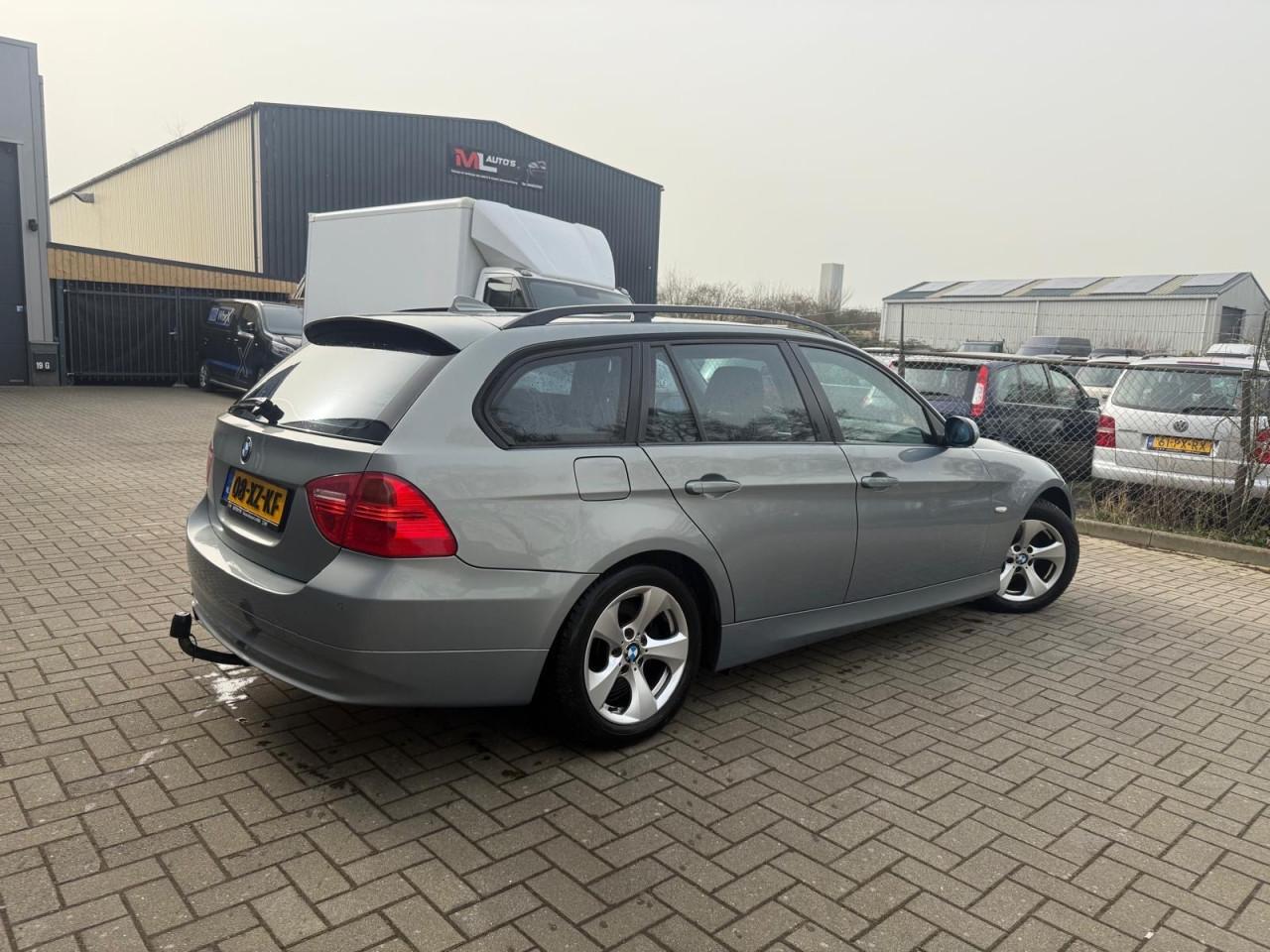 BMW 3-serie Touring 318i Executive