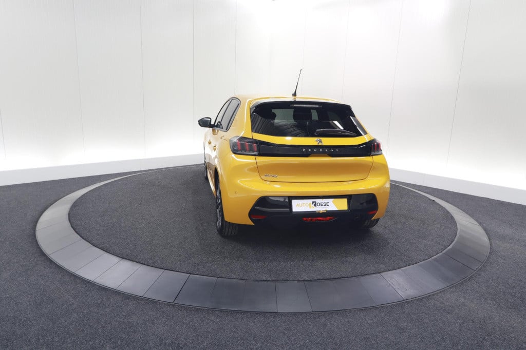 Peugeot 208 puretech 100 allure pack | adaptieve cruise control | camera | 