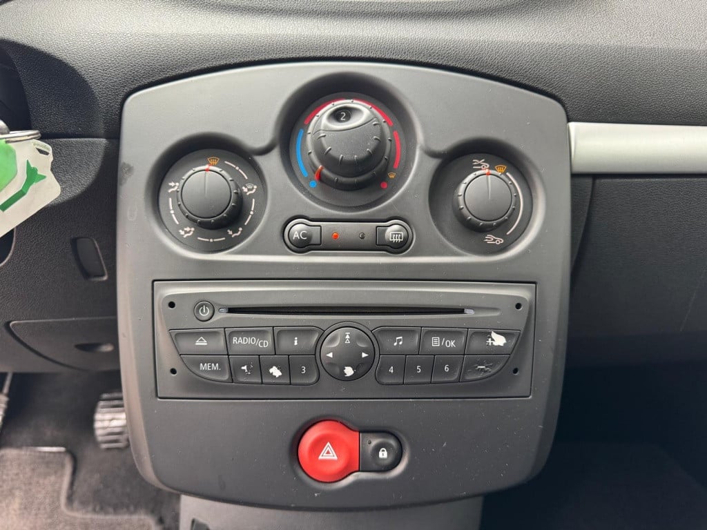 Renault Clio estate 1.2 tce collection