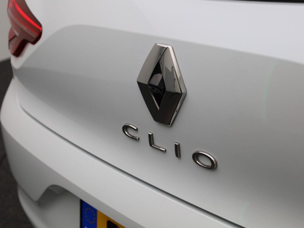 Renault Clio 1.0 tce r.s. line | lmv | sport stoelen | parkeer sensoren | c