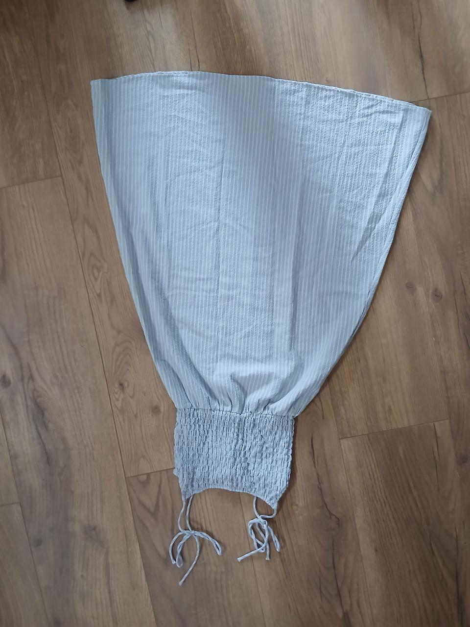 Diverse kleding broek / blouse / trui / bikini / shirt