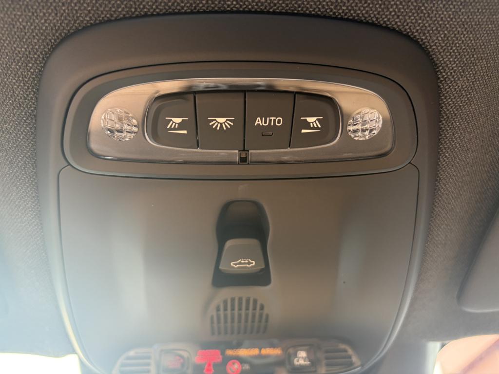 Volvo XC40 2.0 t4 inscription automaat | leer | pano | 19''