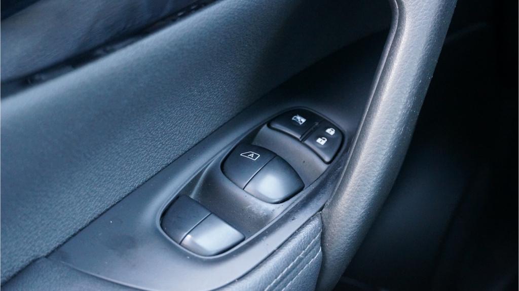Nissan Qashqai 1.2 n-connecta rijklaar incl garantie