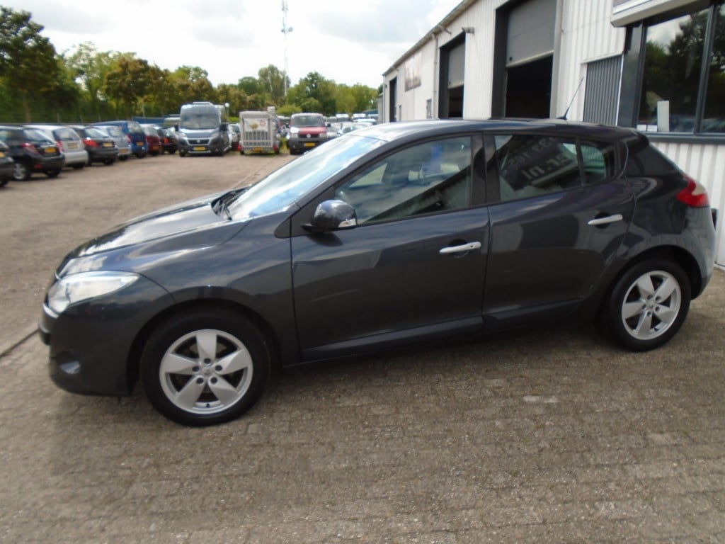 Renault Megane 1.6 dynamique e85