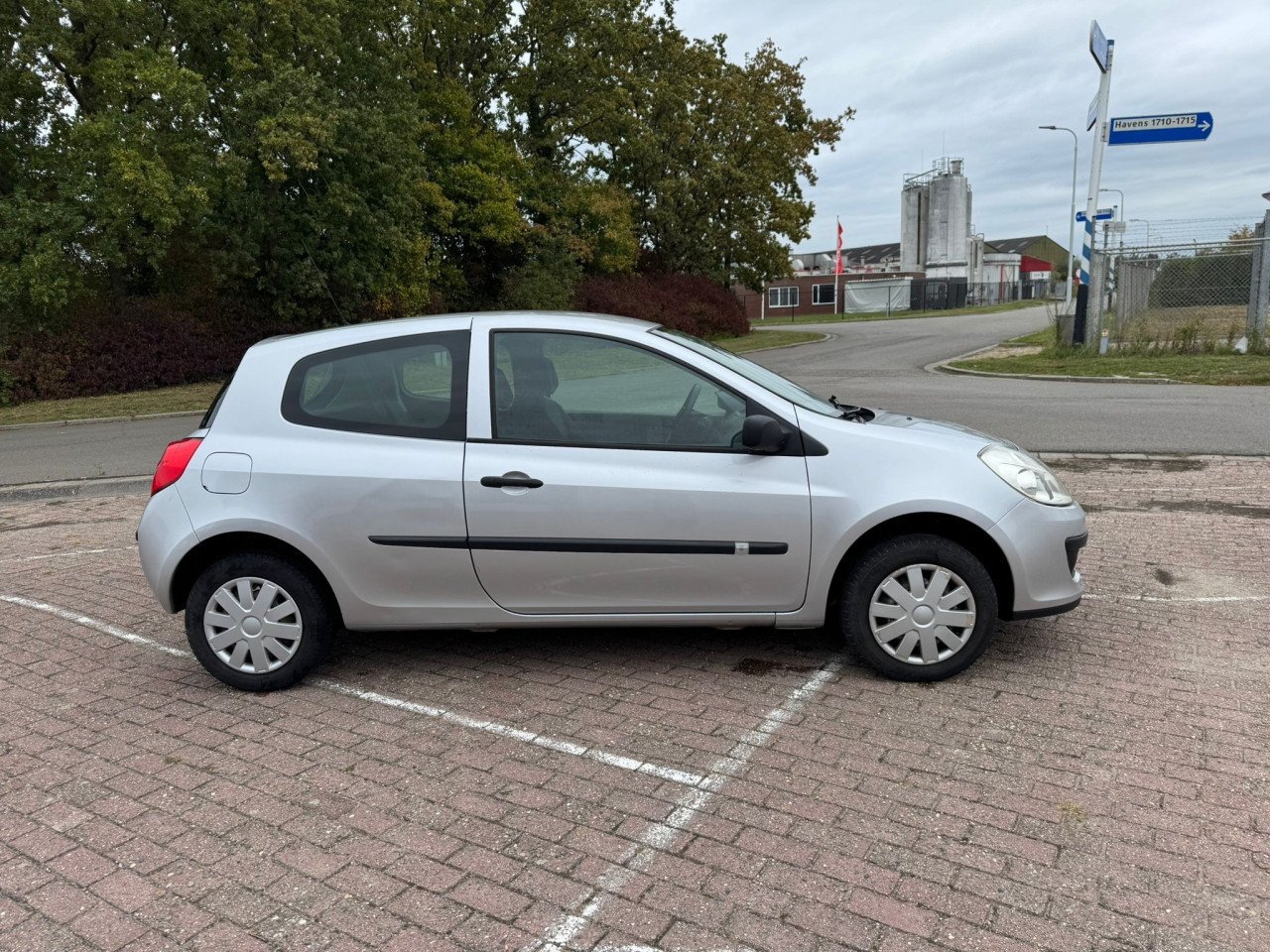 Renault clio bj 2007  1600 euro
