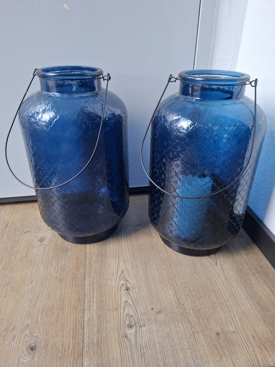 Twee prachtige windlichten