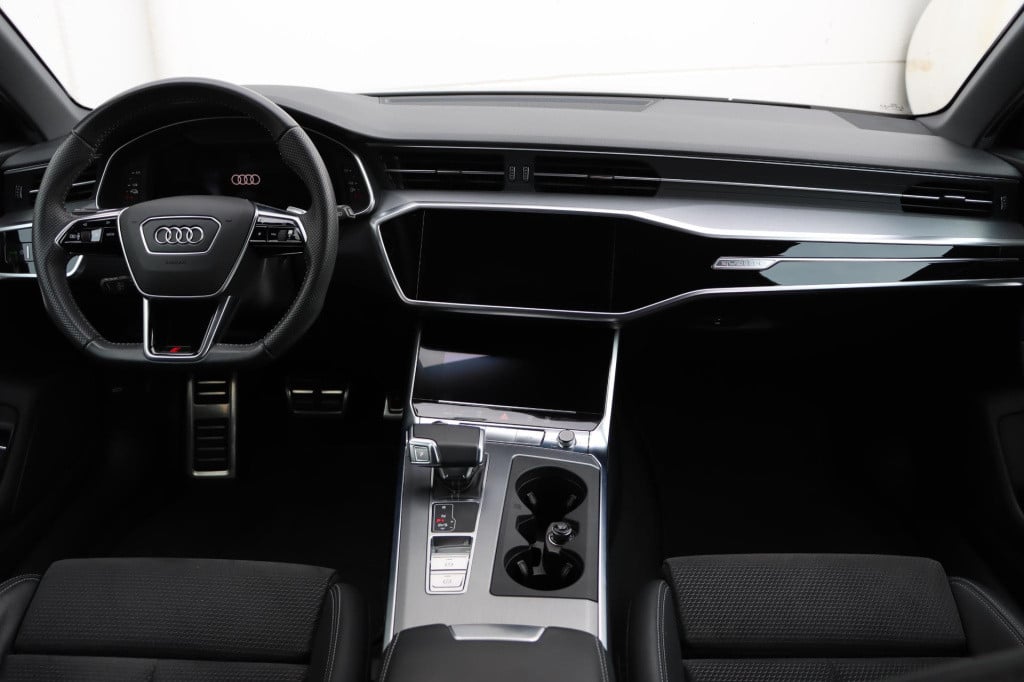 Audi A6 avant 55 tfsi e quattro s edition competition 367pk s-tr 367pk s-tr