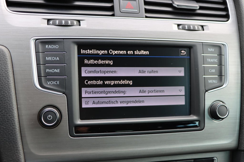 Volkswagen Golf variant 1.0 tsi connected series