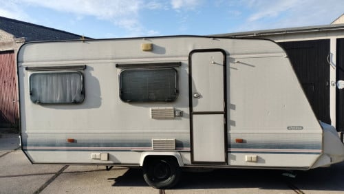 Adria Optima 425 (1991) met voortent