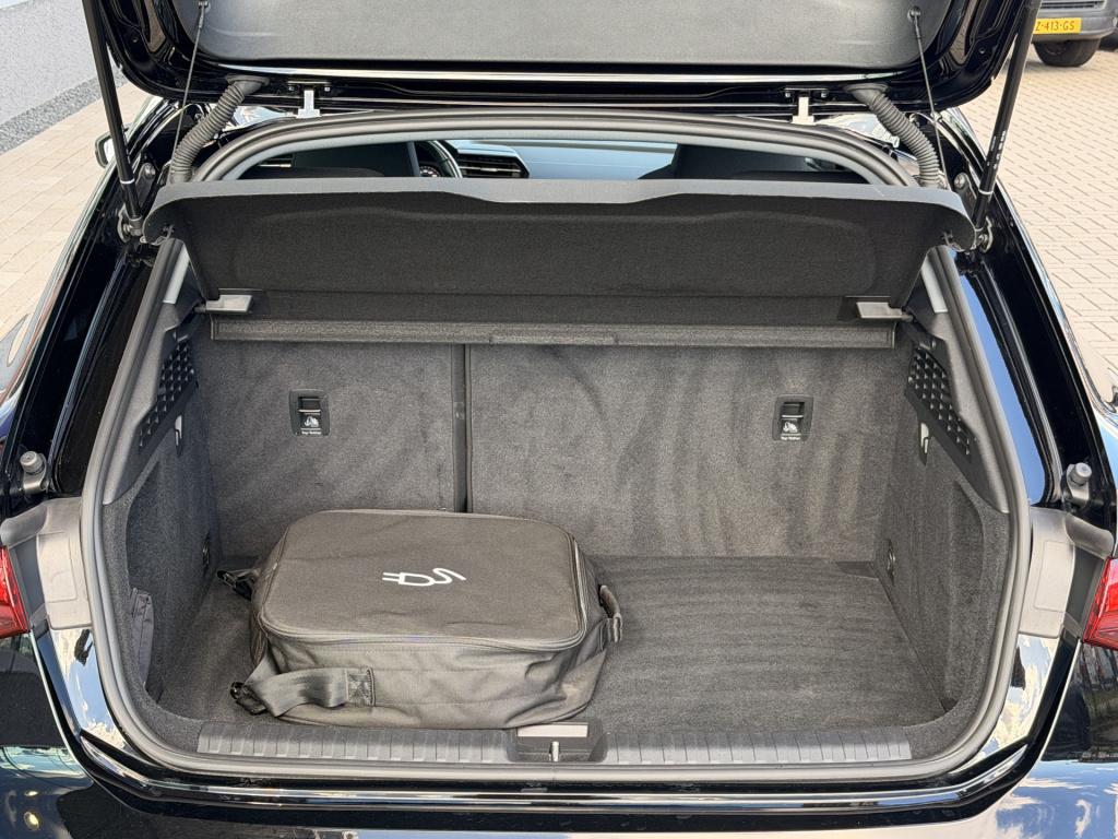 Audi A3 sportback 40 tfsi e edition | pano | cruise | drive select | lane a