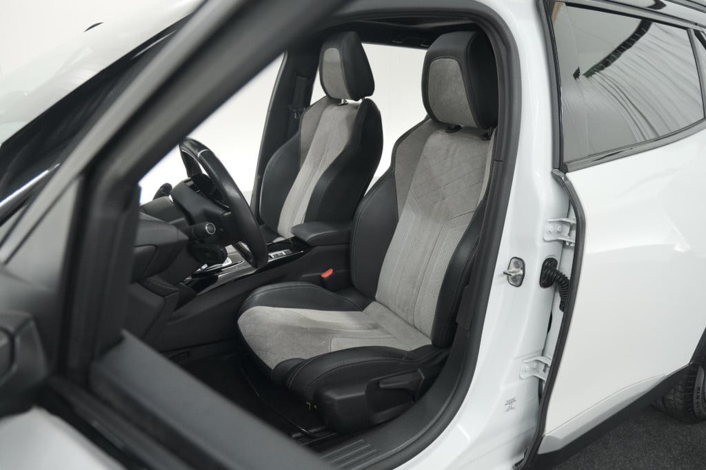 Peugeot E-2008 ev gt pack 50 kwh | schuif-/kanteldak | adaptieve cruise con
