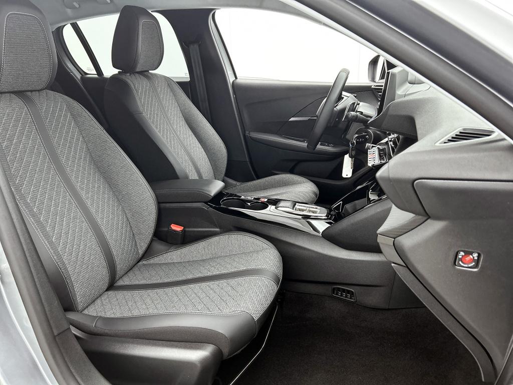 Peugeot 208 1.2 hybrid 110 e-dcs6 allure | rijklaar | camera achter | adapt