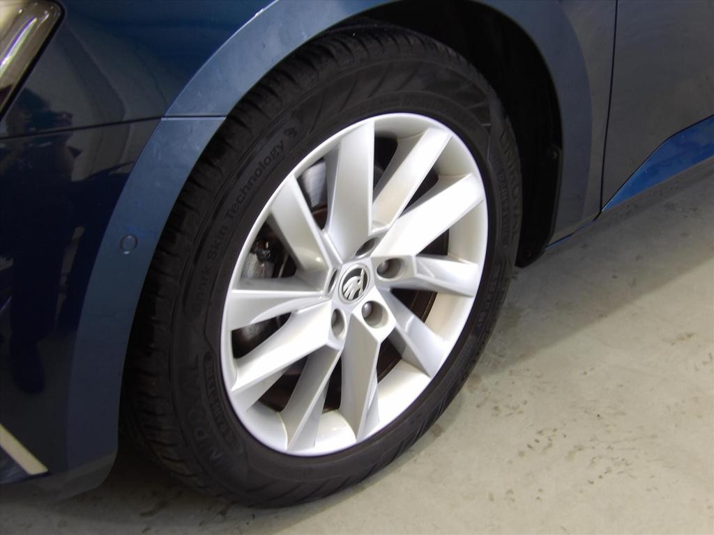 Skoda Superb 1.4 tsi phev 217pk dsg-6 business edition plus