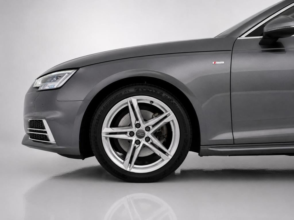 Audi A4 limousine 1.4 tfsi sport s line edition