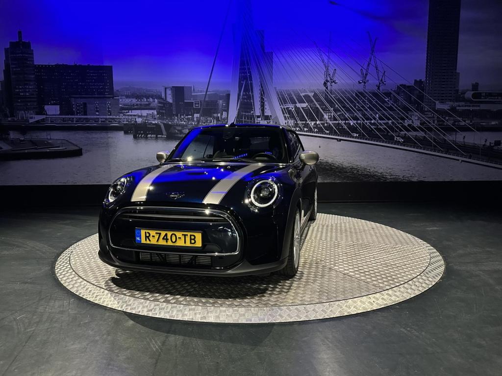 Mini Cooper Cabrio mini 1.5 mini yours *led*camera*navi*