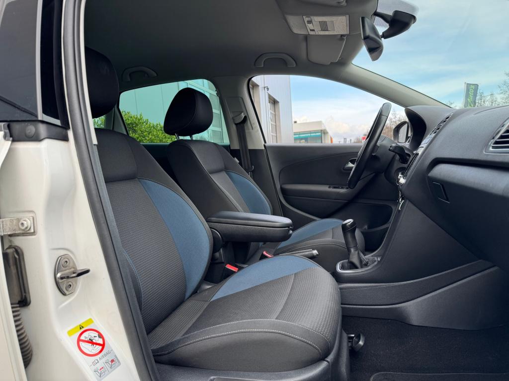 Volkswagen Polo 1.2 tsi team * cruise control * stoelverwarming * pdc