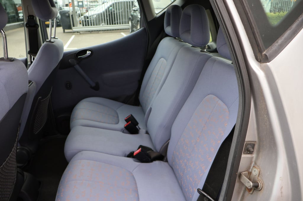 Mercedes-Benz A-Klasse 160 elegance i automaat i meeneemprijs i lage km sta