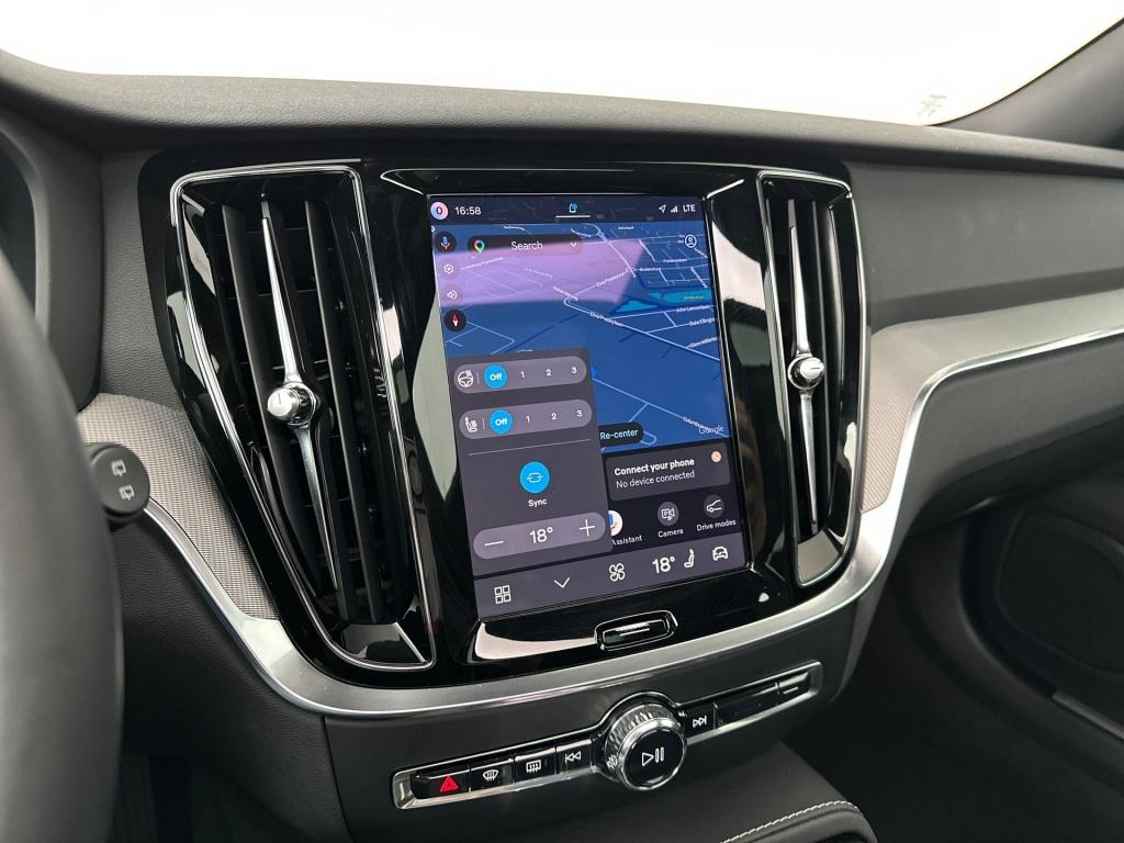 Volvo V60 t8 455pk recharge ultra dark| adap.cruise| pano| trekhaak| 360cam