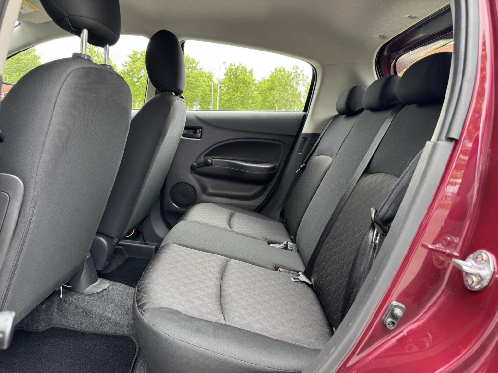 Mitsubishi Space Star 1.2 connect+ | apple carplay/android auto | aircondit