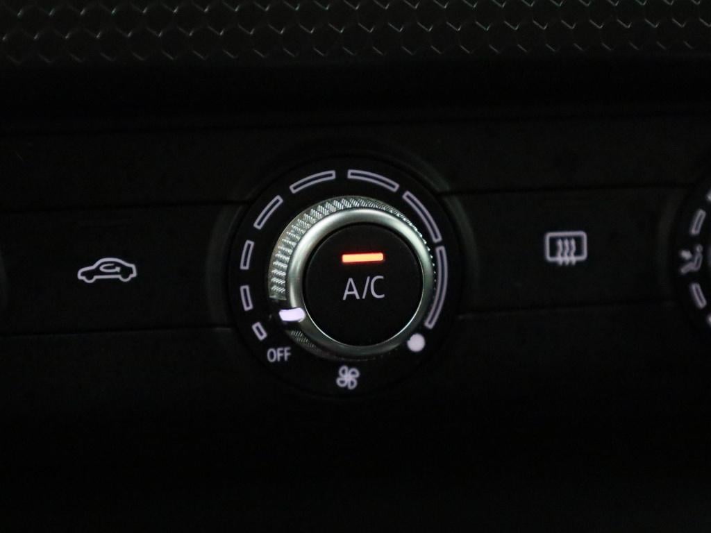 Audi A1 Sportback 25 tfsi pro line | lmv | parkeer sensoren | virtual cockp