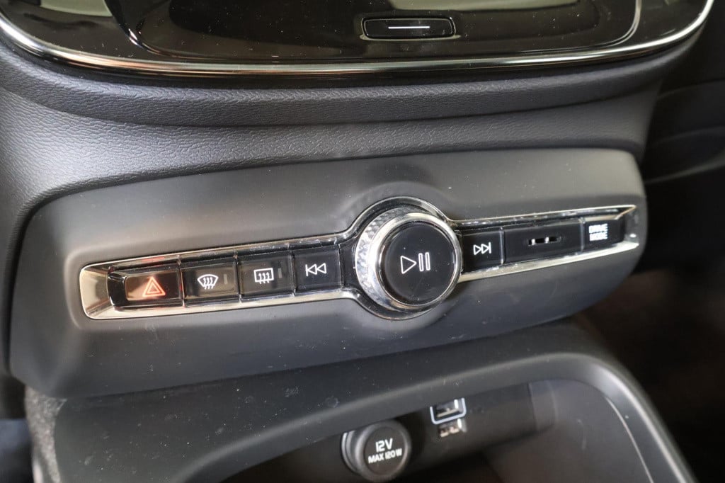 Volvo XC40 1.5 t5 recharge business pro nl auto, carplay, winterpack, keyle