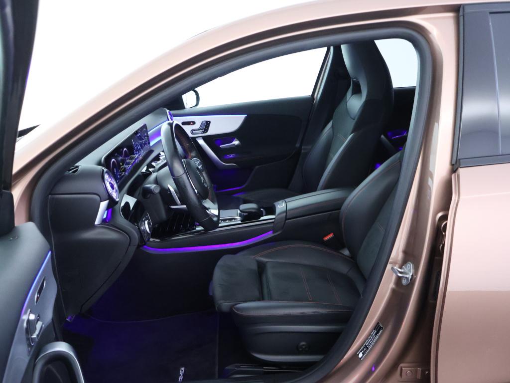 Mercedes-Benz A-Klasse 180 business solution amg | panoramadak | memory pak