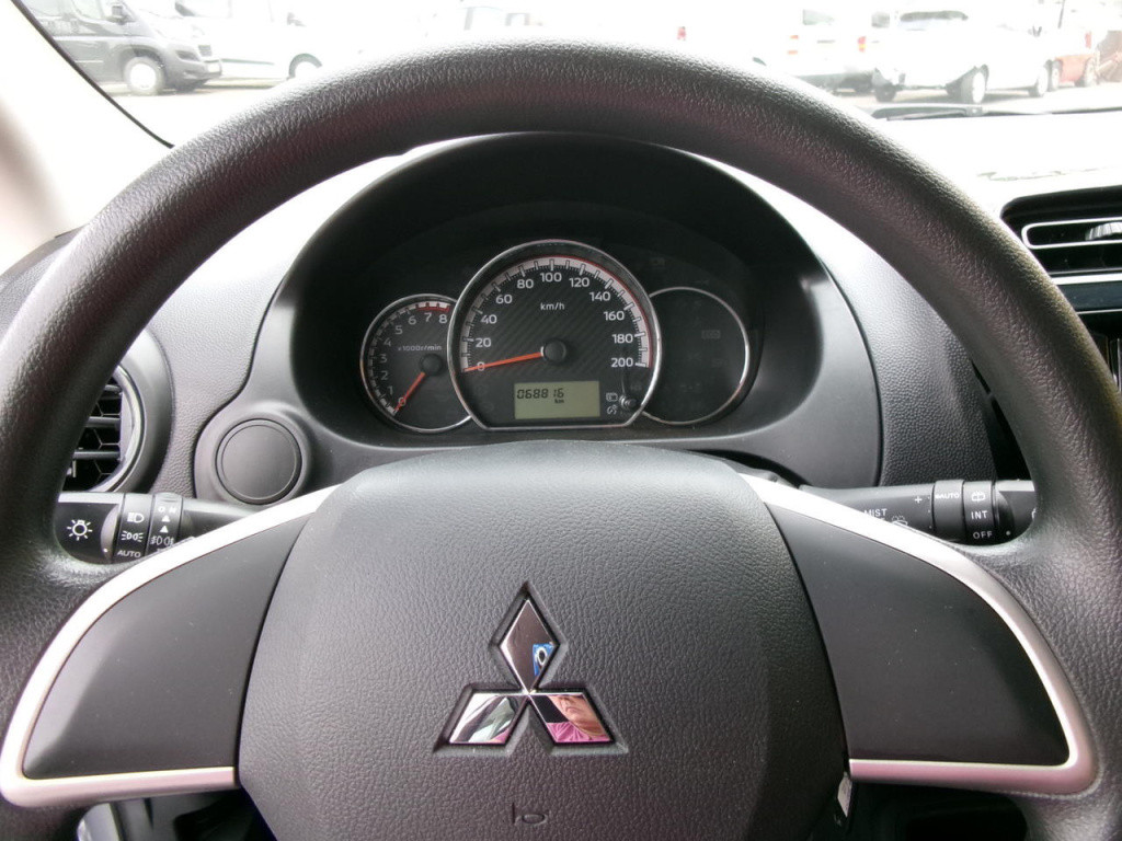 Mitsubishi Space Star 1.0 cool+, airco, start/stop, nav. btw auto!!