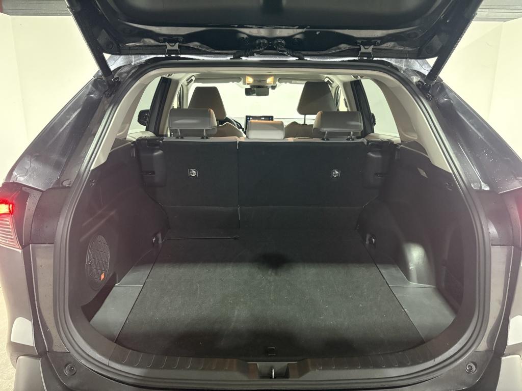 Toyota Rav4 2.5 hybrid awd exec.