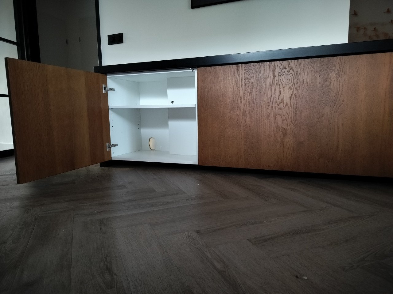 TV kast met TV-lift