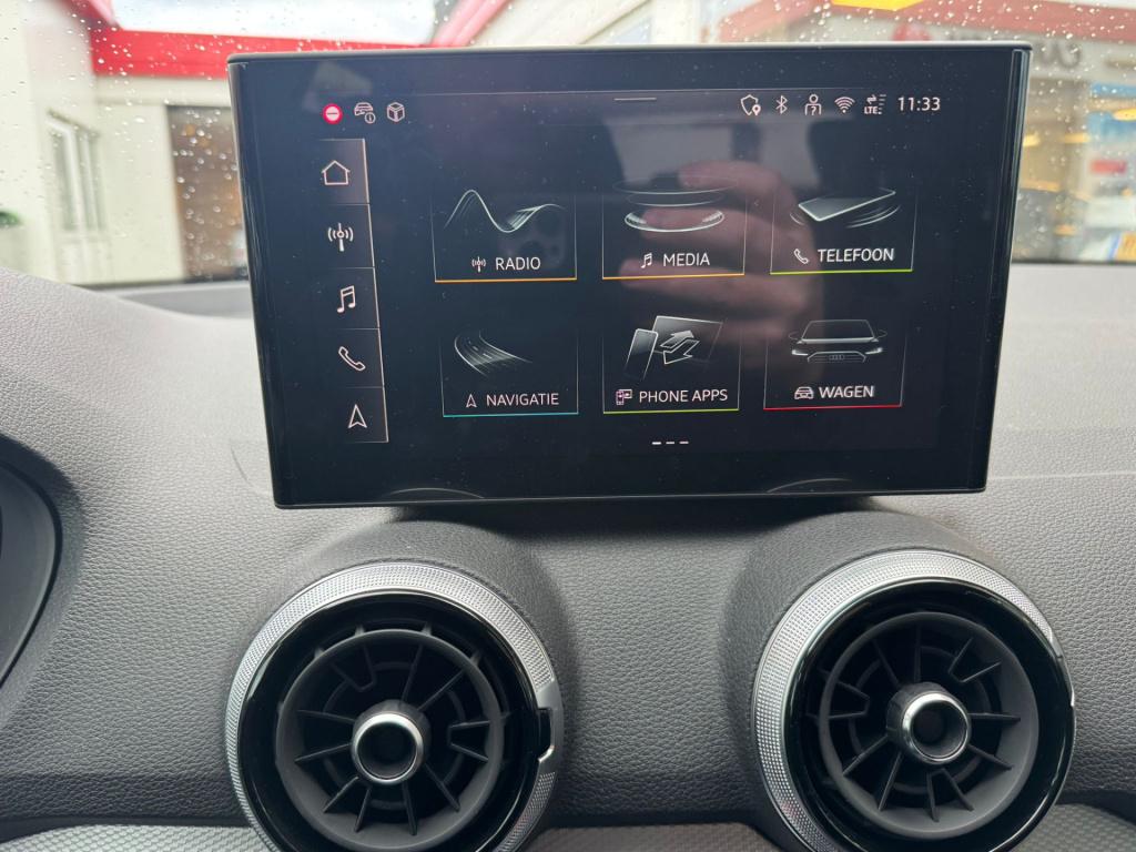 Audi Q2 35 tfsi s edition