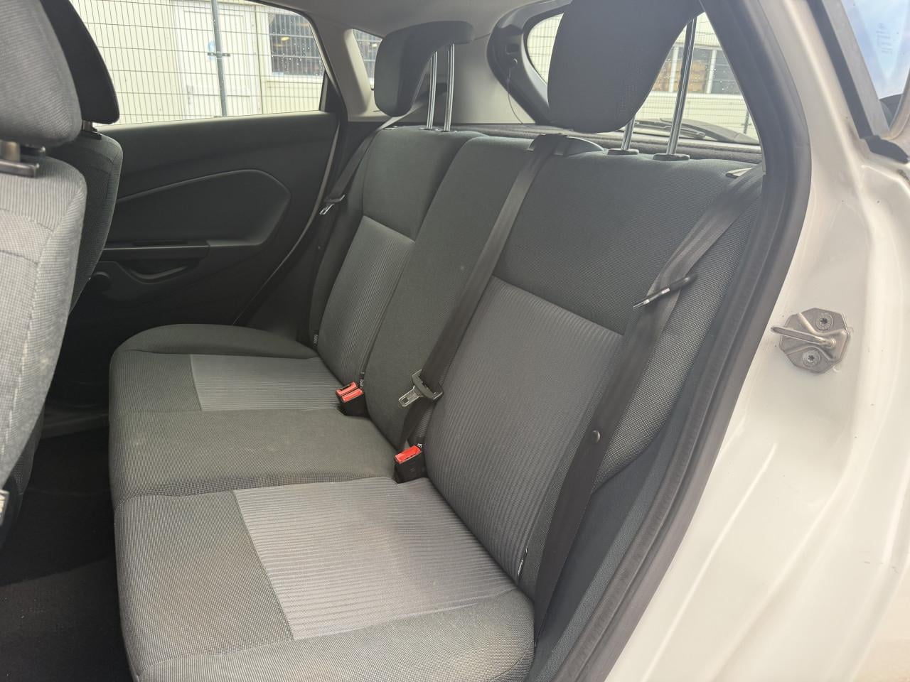 Ford Fiësta 1.25 44KW Limited 5DR 2011 Wit Airco Apk Nap