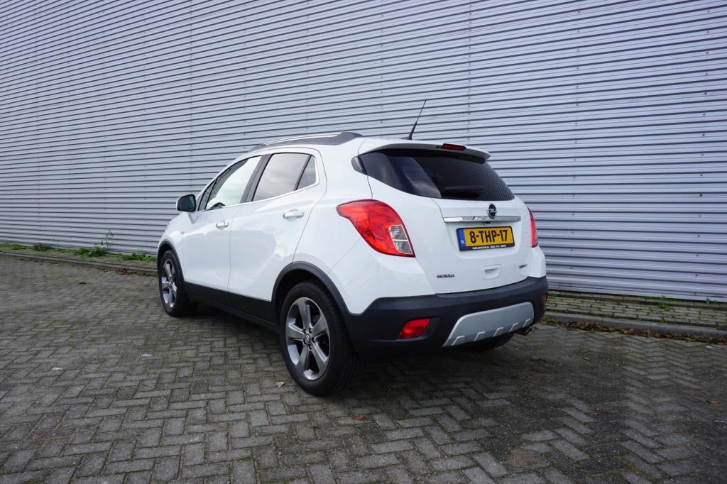 Opel Mokka 1.4 t cosmo automaat - airco / navi / cruise / camera / stoelver