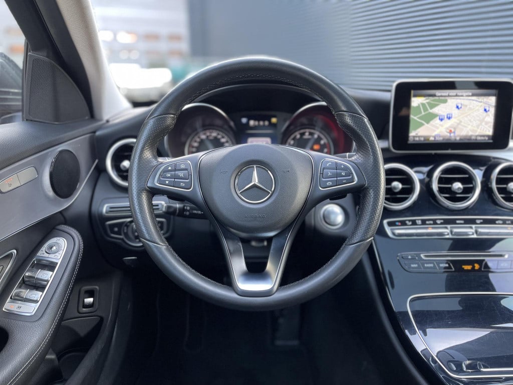 Mercedes-Benz C-Klasse estate 180 premium plus | panoramadak | leder | led 