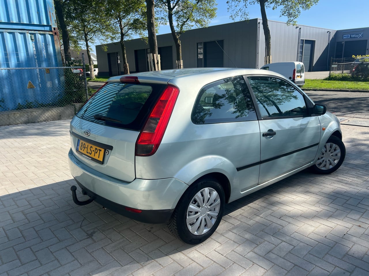 Ford Fiesta 1.25-16V  Inruil Koopje €750