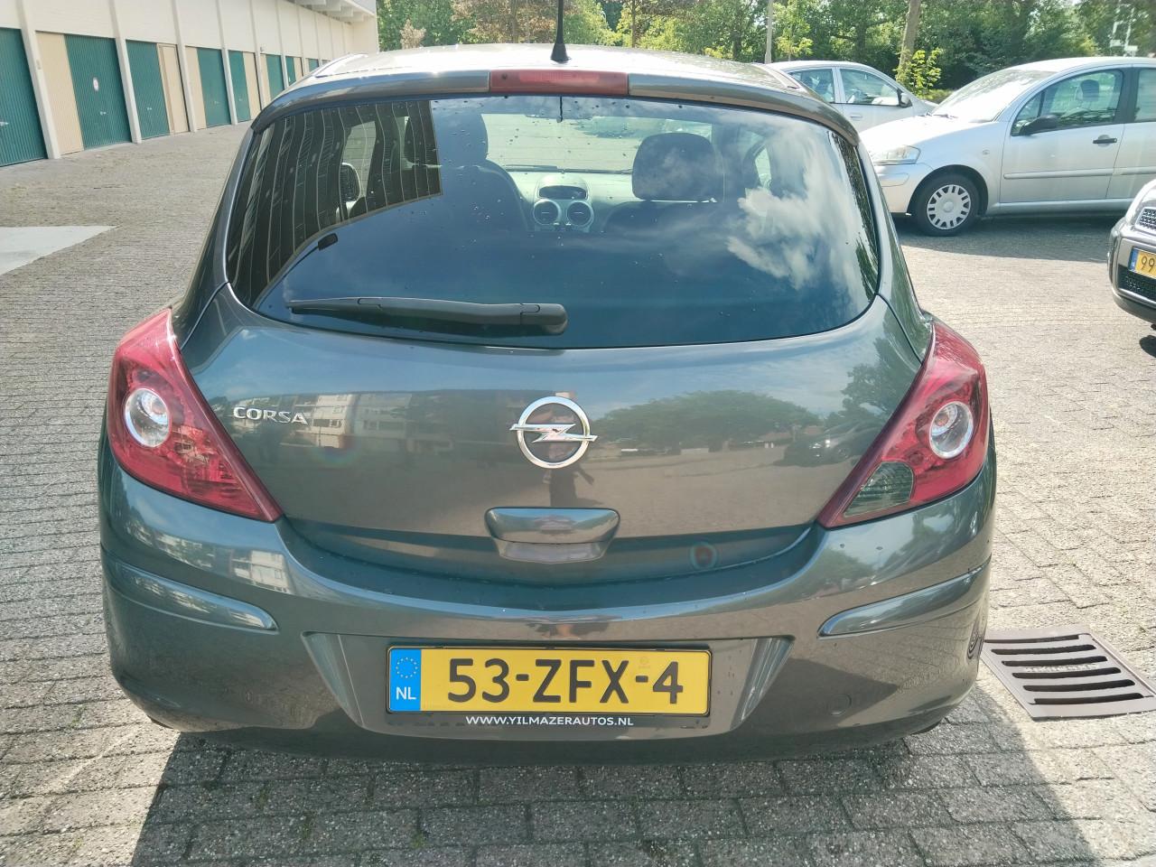 Opel Corsa 1.2 Lpg G3 2012