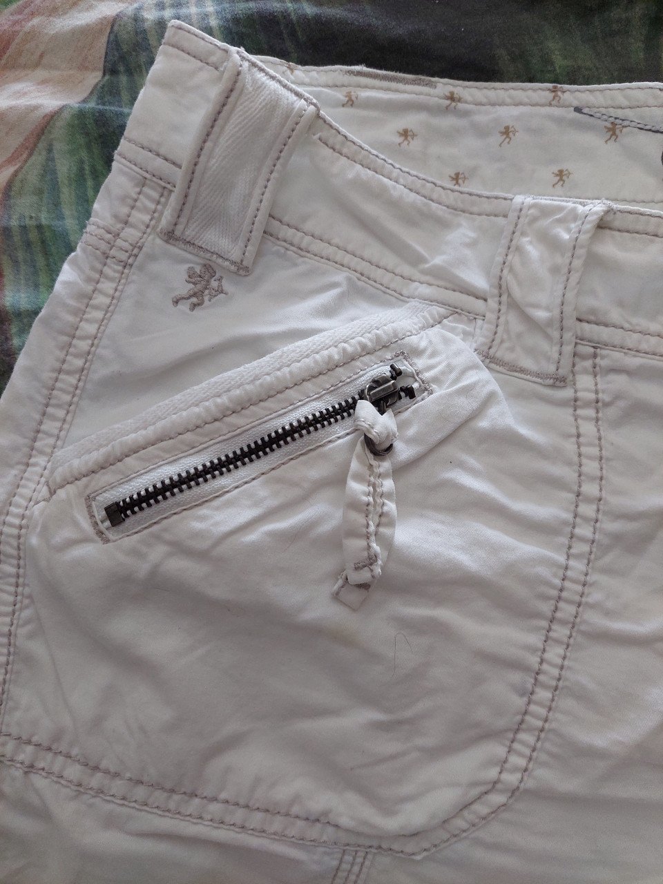 Witte korte damesbroek Esprit mt 42, valt als M