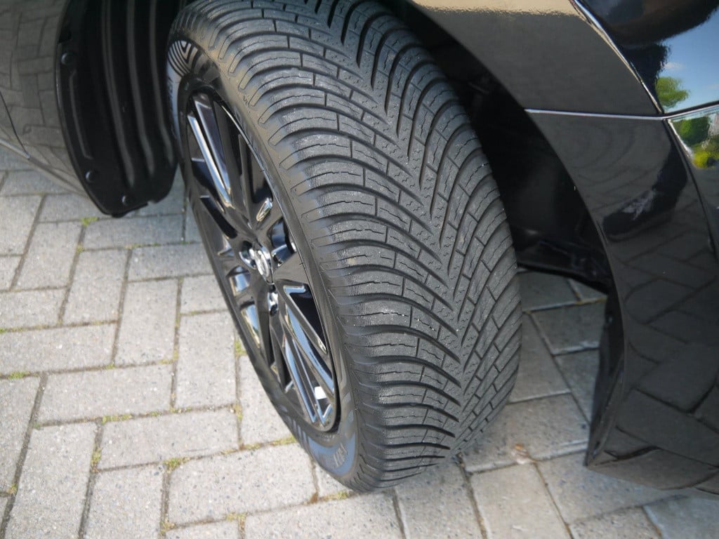 Mazda 2 1.5 skyactiv-g sportive|rijklaar