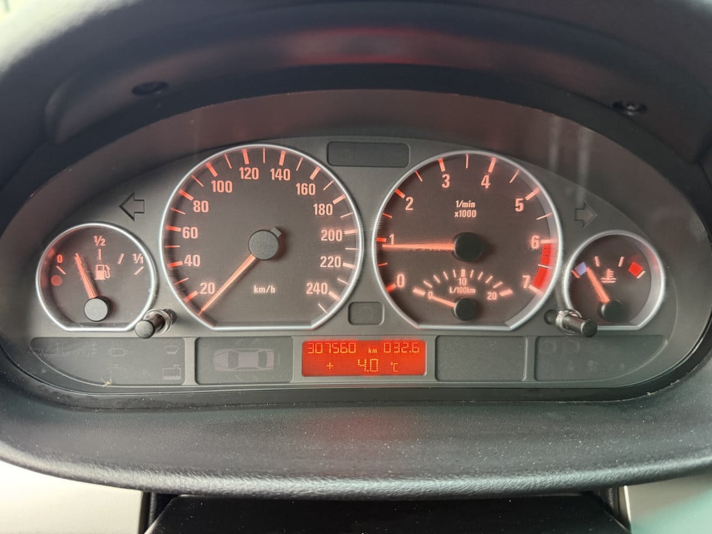 BMW 3-serie touring 330i executive sportline