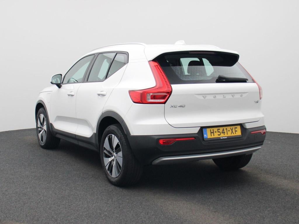 Volvo XC40 1.5 t5 recharge inscription expression | automaat | apple carpla