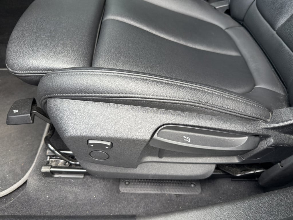 BMW X1 s-drive18i 140pk high executive