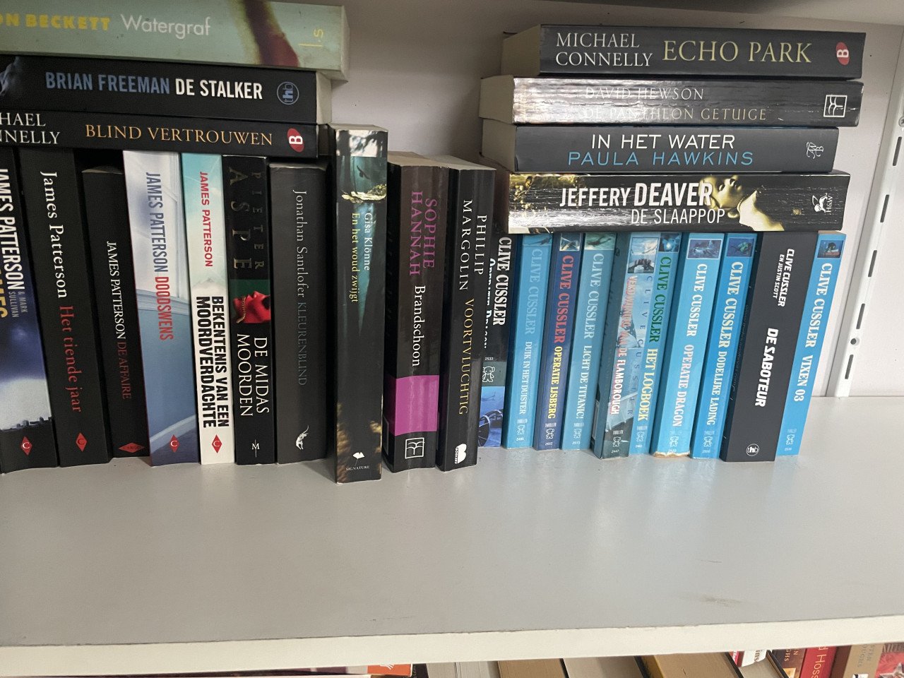 8 dozen met Boeken 0,50 per stuk of alle dozen voor ….