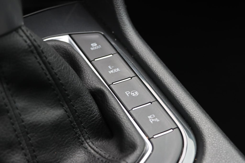 Seat Tarraco 1.4 tsi e-hybrid phev fr business intense 245pk