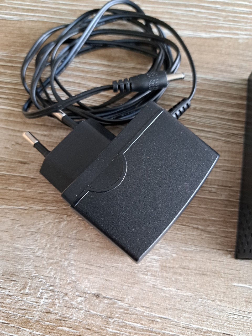 TP-Link 5 poorts switch.
