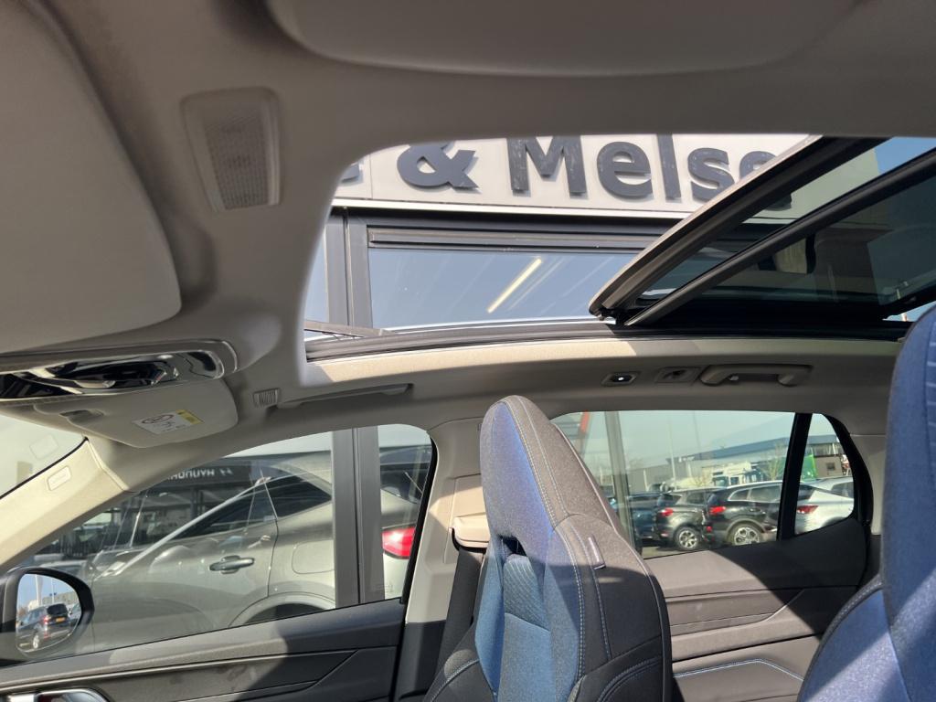 Lynk & Co 01 1.5 261pk phev 7dcth plug in hybrid , pano dak , 360gr camera 