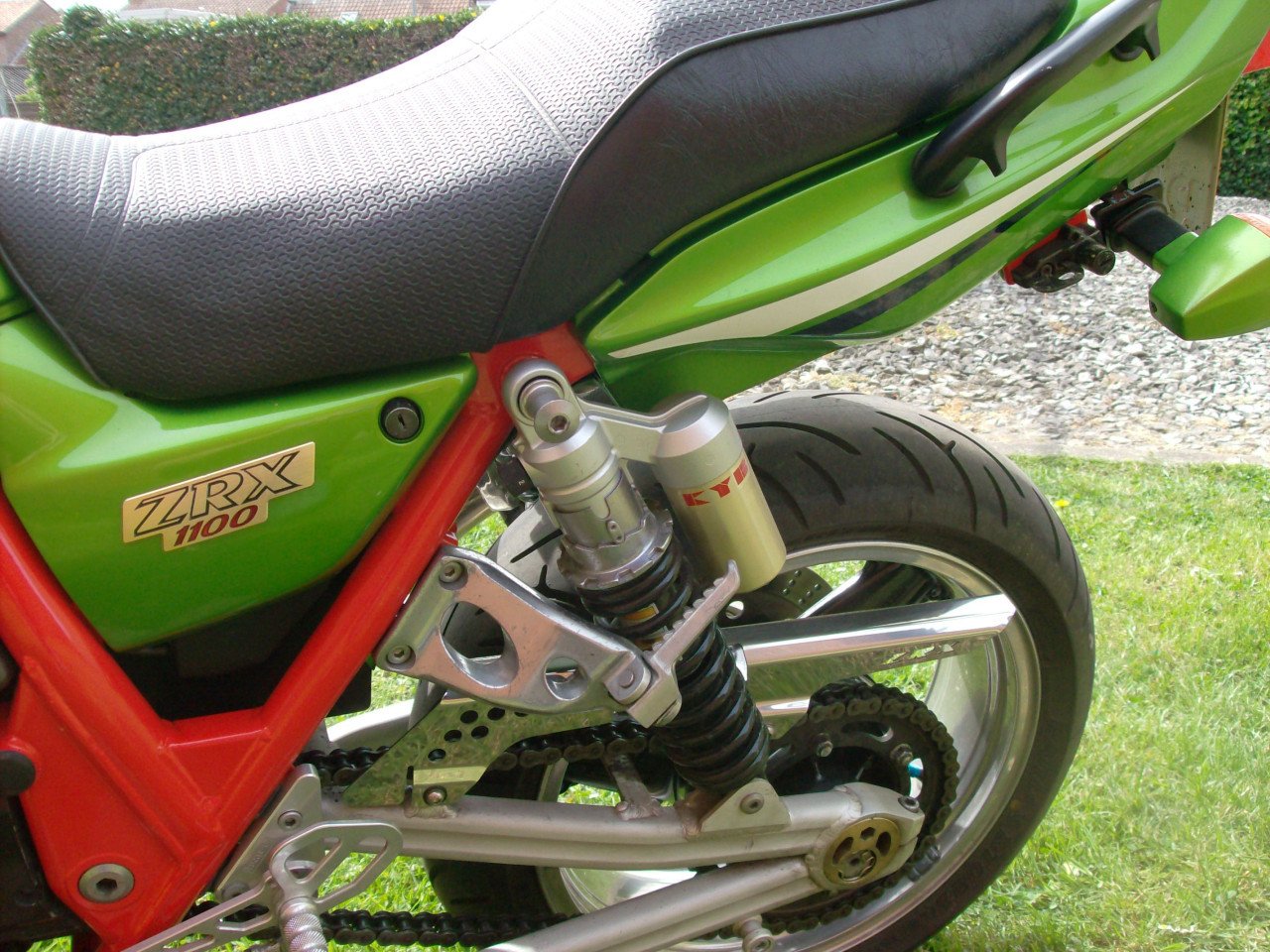 KAWASAKI  ZRX 1100R