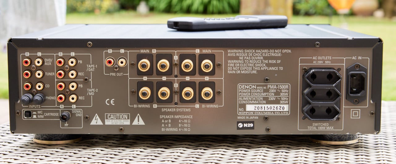 Denon PMA-1500R, 2 x 70 watt geintegreerde versterker, zwart