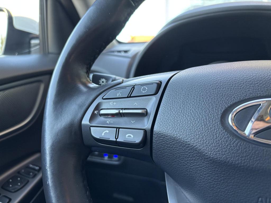Hyundai Kona ev premium 64 kwh