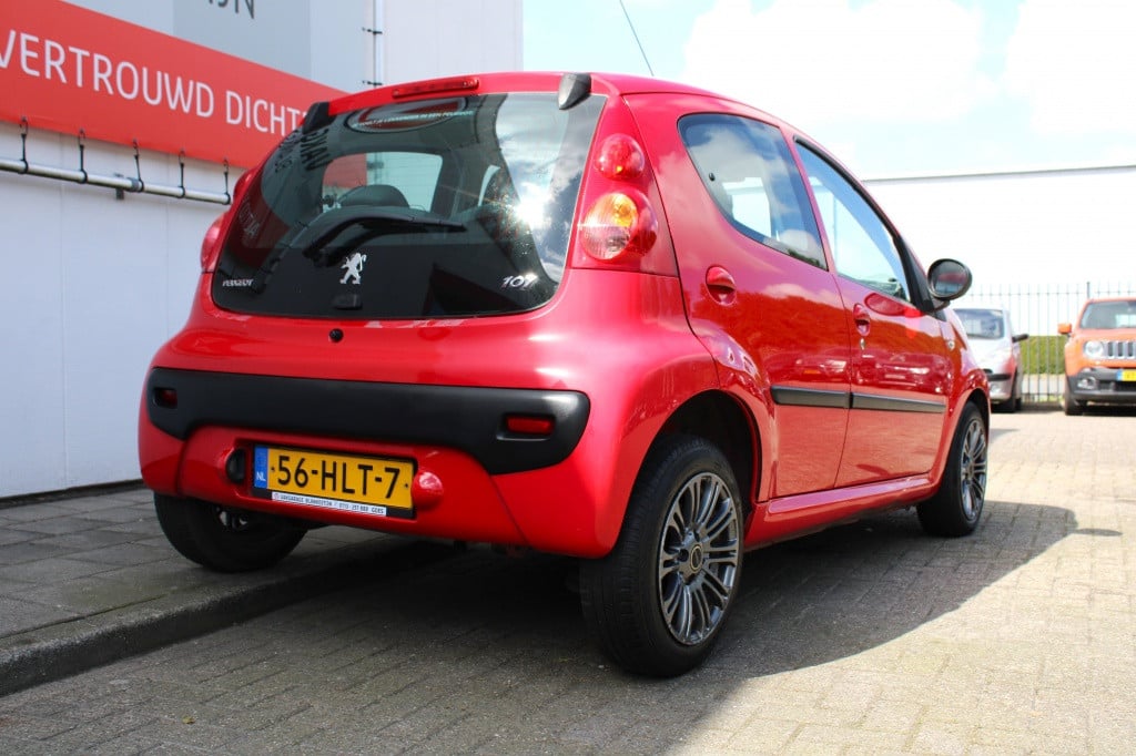 Peugeot 107 1.0-12v xs